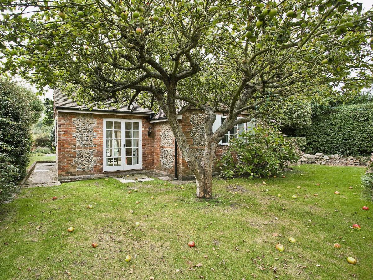 ويست ويتيرينغ Apple Tree Cottage المظهر الخارجي الصورة